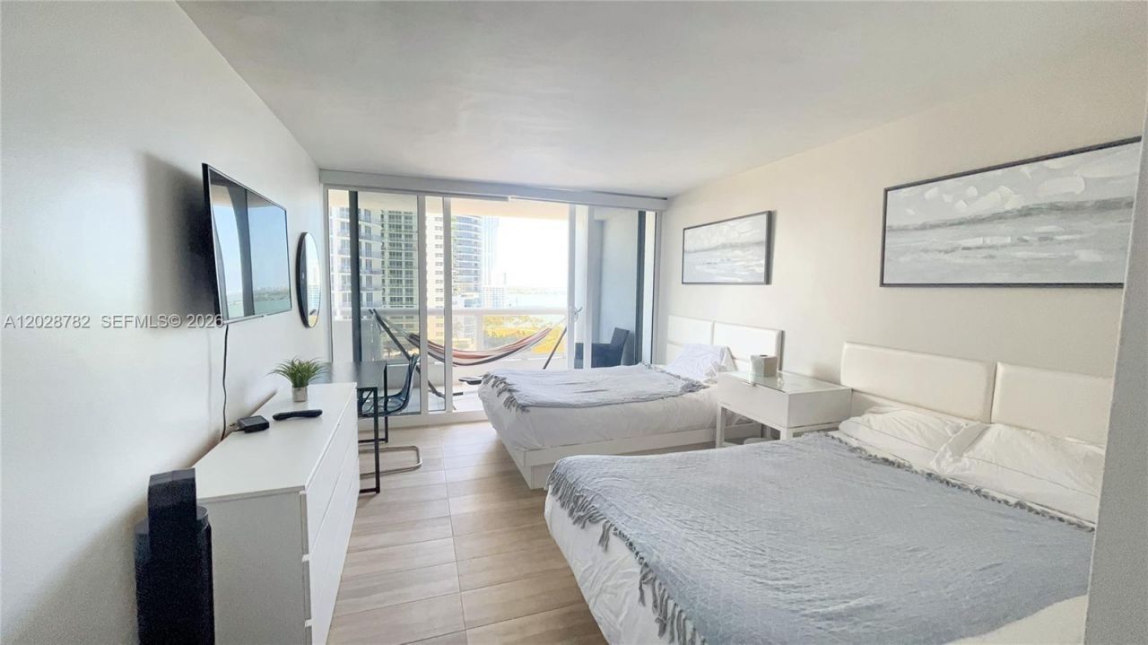 1717 N Bayshore Dr , Unit A-1951, Miami, FL 33132 Photo