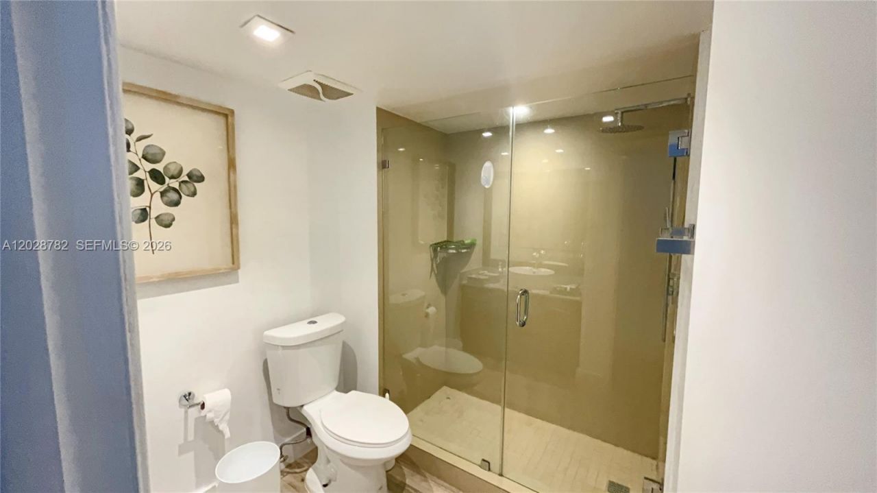 1717 N Bayshore Dr , Unit A-1951, Miami, FL 33132 Photo