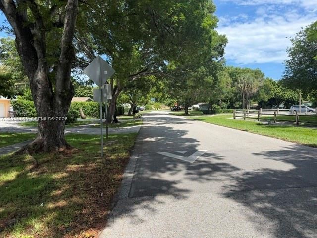 2015 Pinehurst Dr , West Palm Beach, FL 33407 Photo