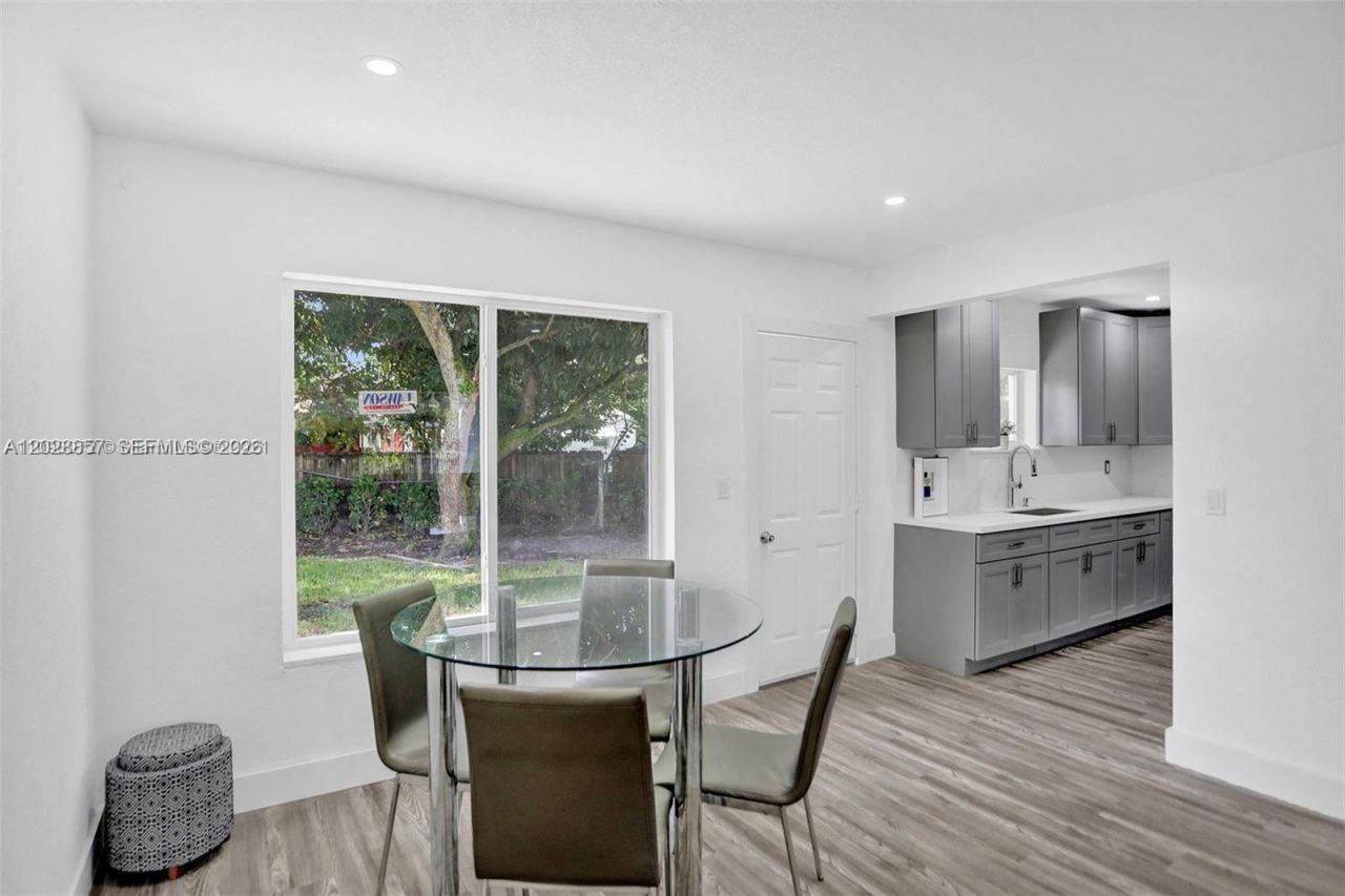 236 NW 42nd St , Miami, FL 33127 Photo