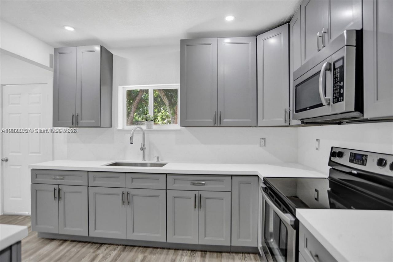 236 NW 42nd St , Miami, FL 33127 Photo