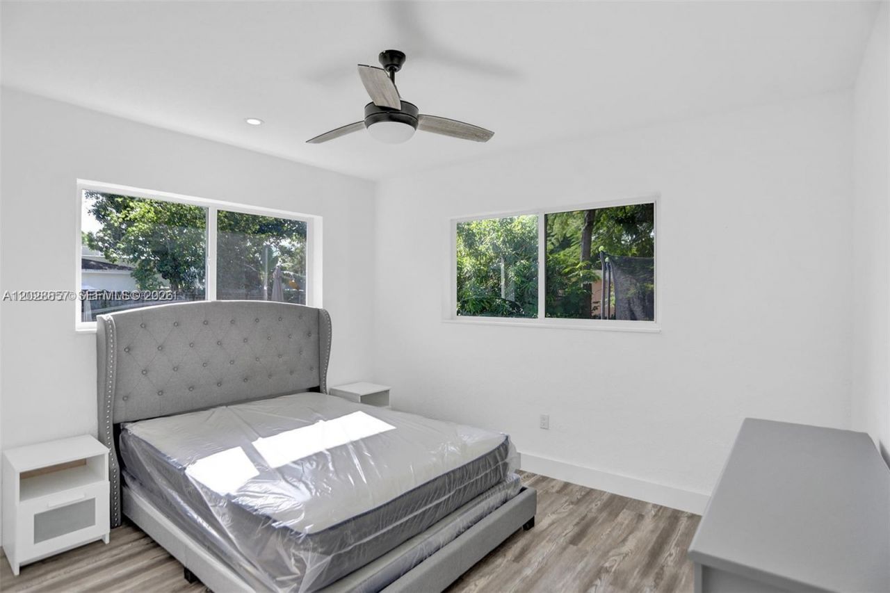236 NW 42nd St , Miami, FL 33127 Photo