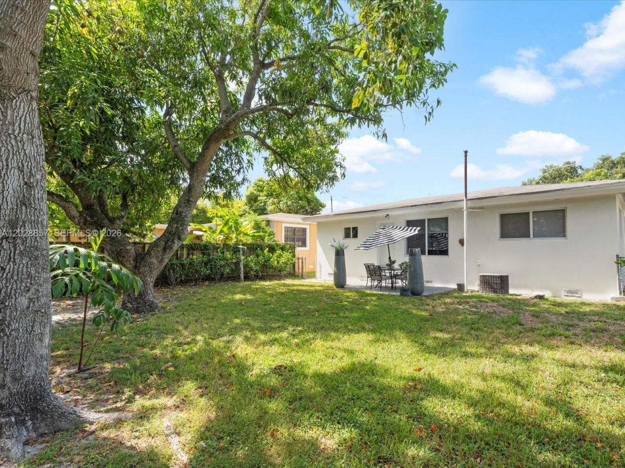 236 NW 42nd St , Miami, FL 33127 Photo