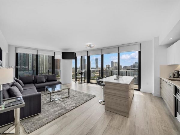 121 NE 34th St , Unit 1704, Miami, FL 33137