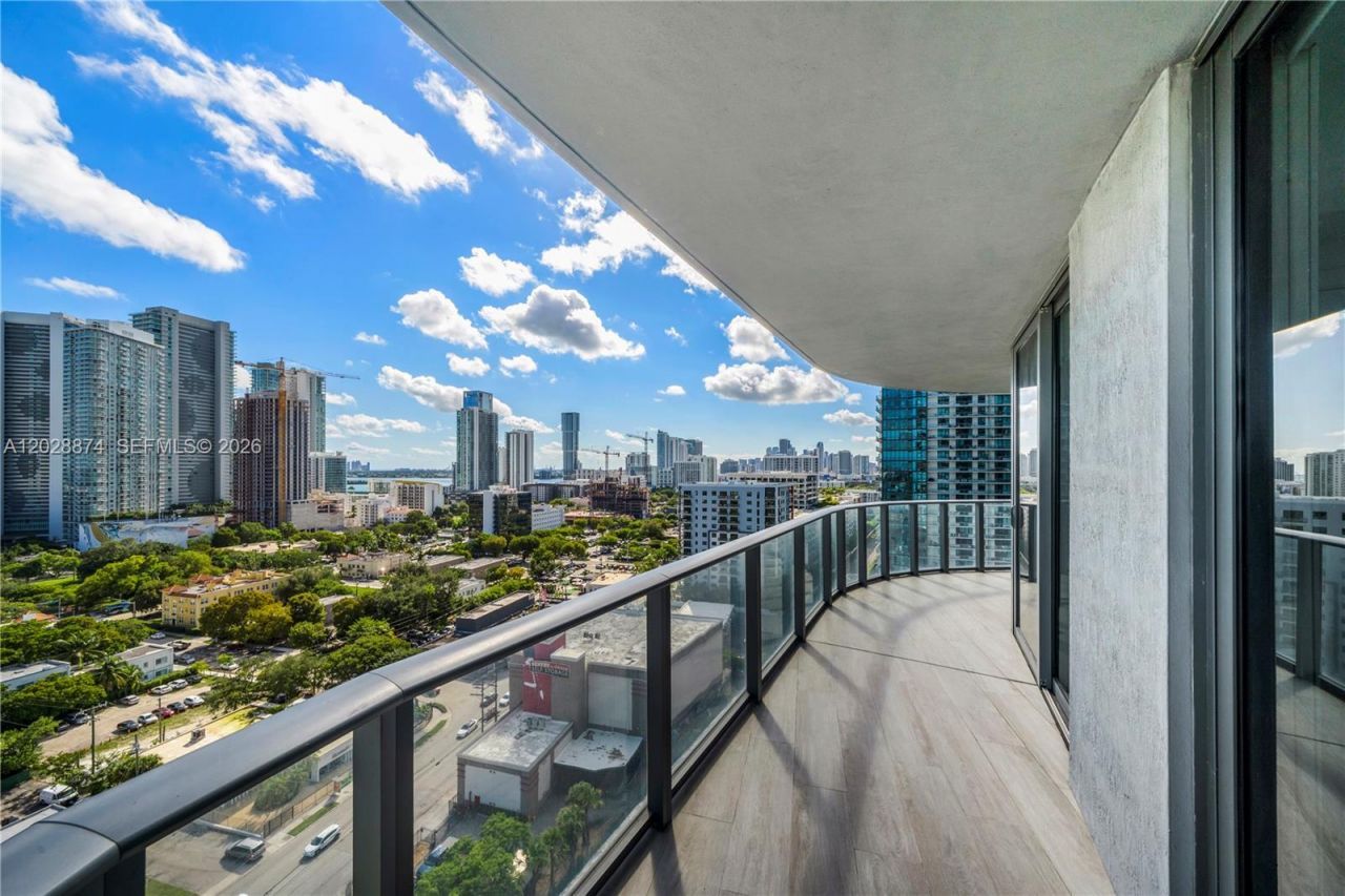 121 NE 34th St , Unit 1704, Miami, FL 33137 Photo