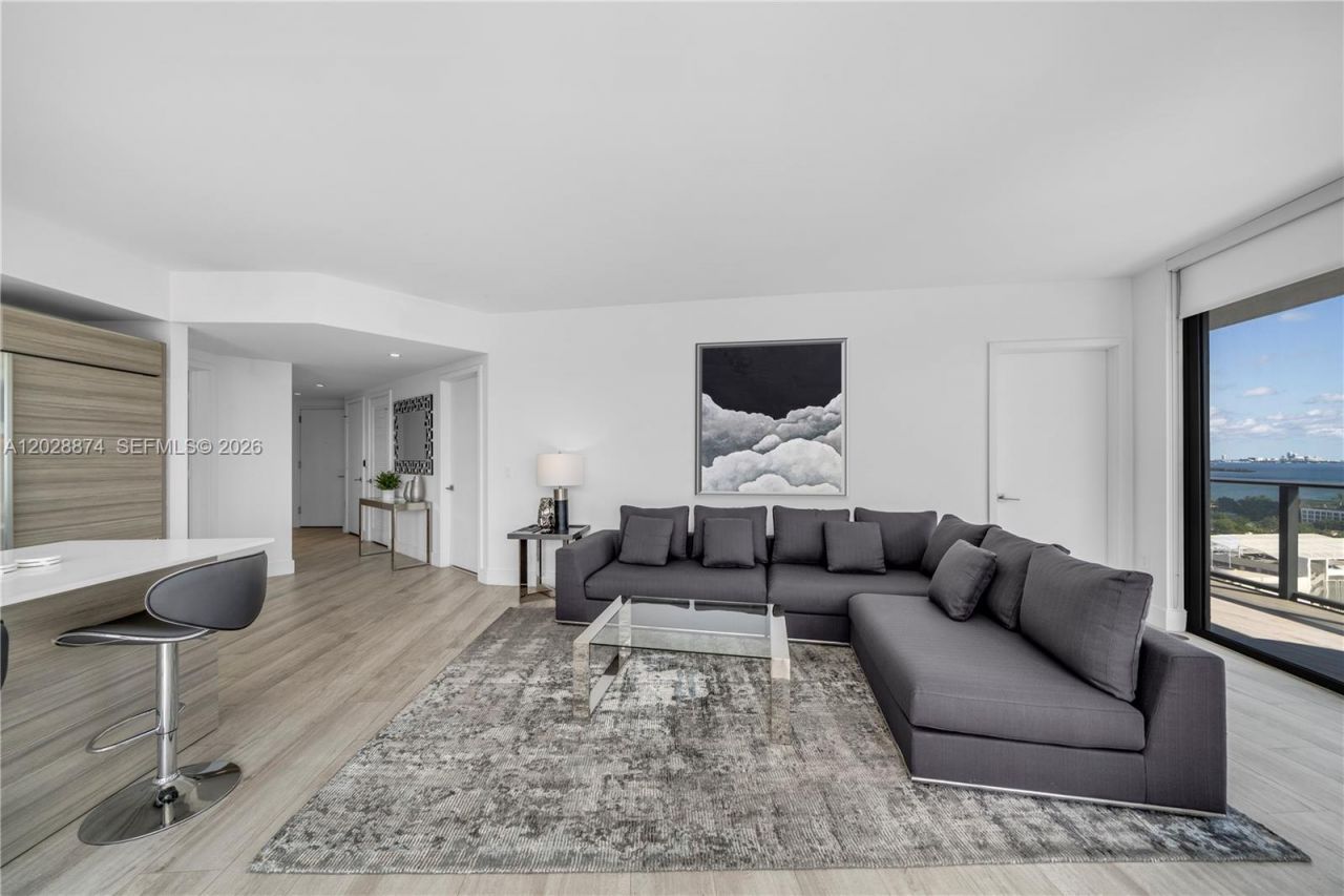 121 NE 34th St , Unit 1704, Miami, FL 33137 Photo