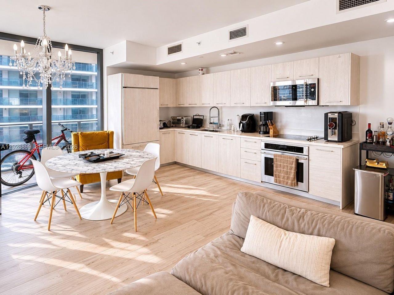 45 SW 9th St , Unit 1506, Miami, FL 33130 Photo