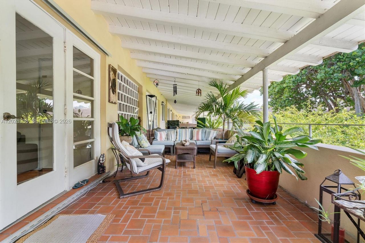 20 Park Dr , Unit 6, Bal Harbour, FL 33154 Photo