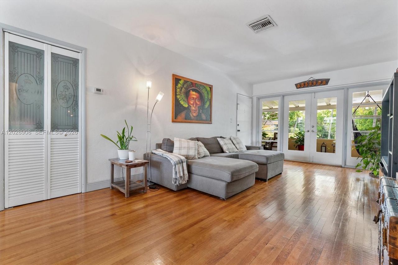 20 Park Dr , Unit 6, Bal Harbour, FL 33154 Photo