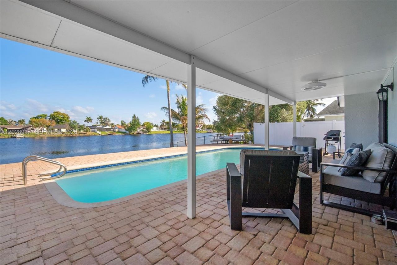 1310 SW 26th Ave, Deerfield Beach, FL 33442 Photo