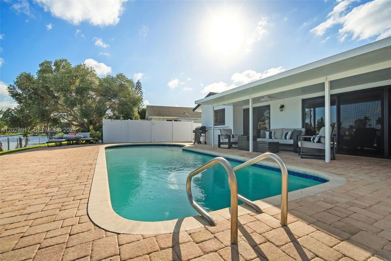 1310 SW 26th Ave, Deerfield Beach, FL 33442 Photo