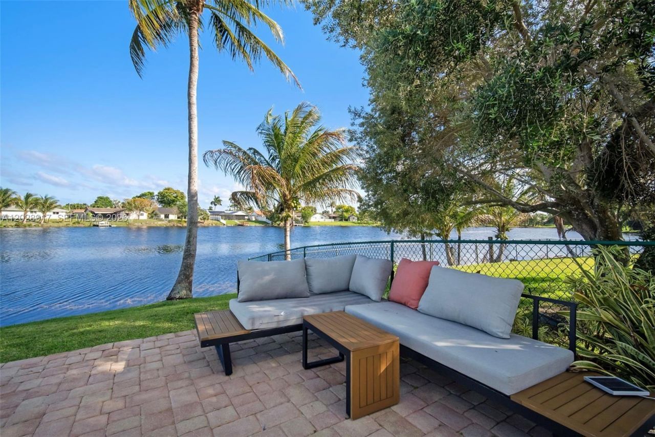 1310 SW 26th Ave, Deerfield Beach, FL 33442 Photo
