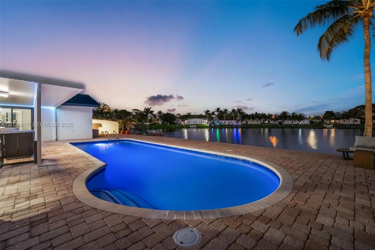 1310 SW 26th Ave, Deerfield Beach, FL 33442 Photo