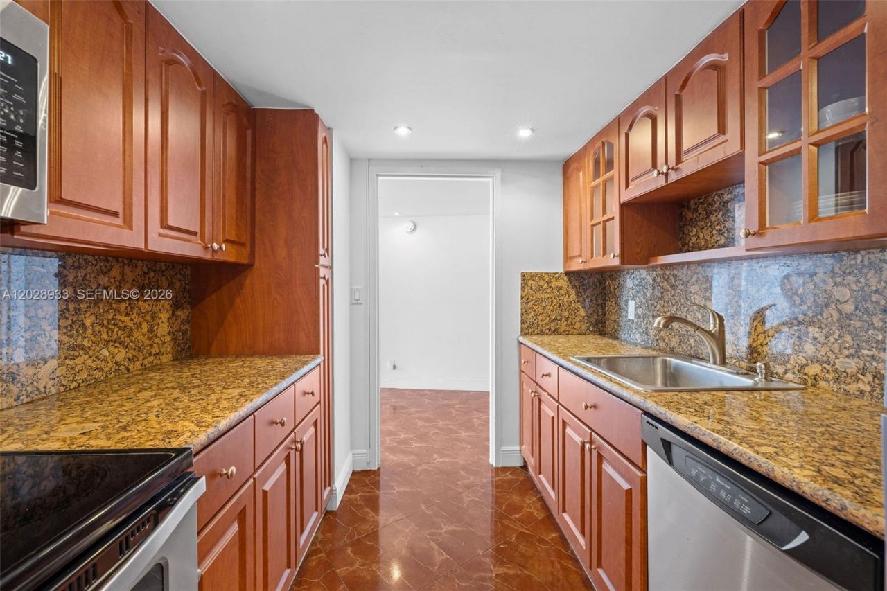 900 Bay Dr , Unit 419, Miami Beach, FL 33141 Photo