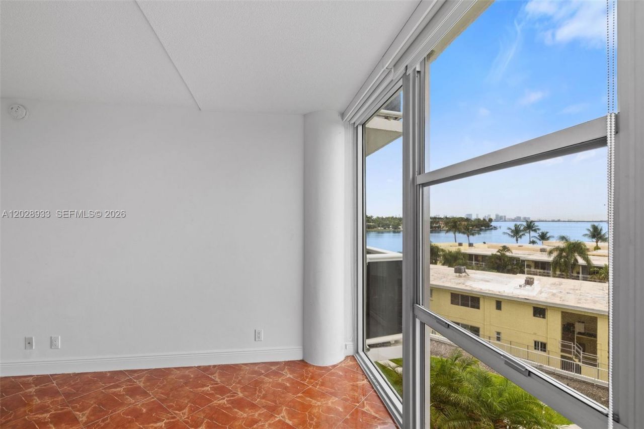 900 Bay Dr , Unit 419, Miami Beach, FL 33141 Photo