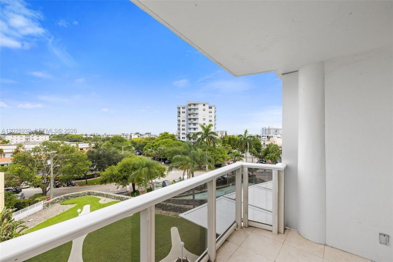 900 Bay Dr , Unit 419, Miami Beach, FL 33141 Photo