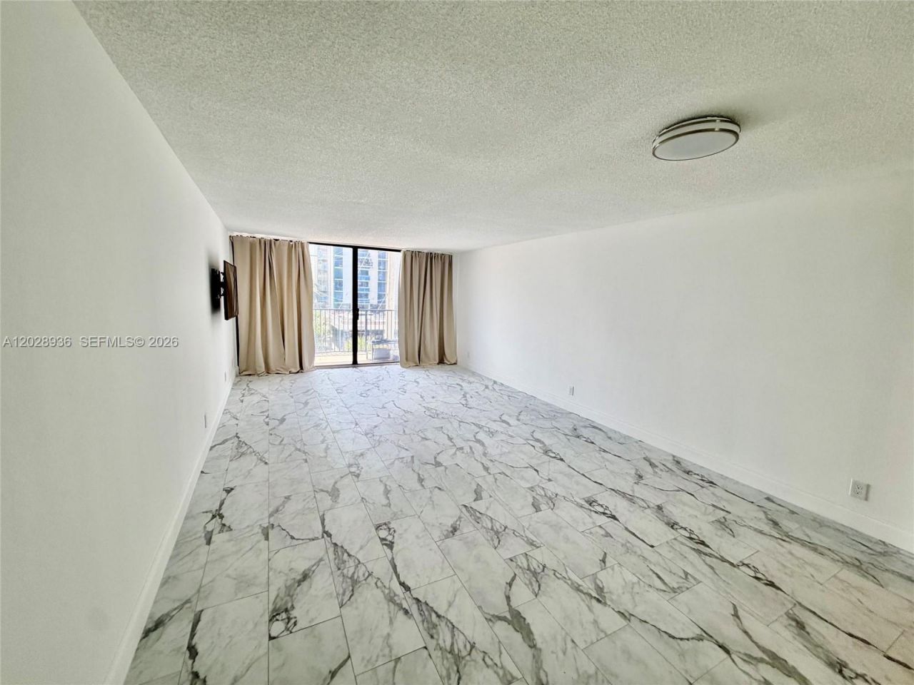 2101 S Ocean Dr , Unit 306, Hollywood, FL 33019 Photo