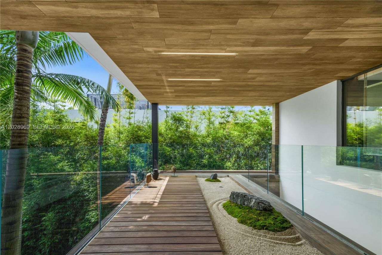 508 W Dilido Dr , Miami Beach, FL 33139 Photo