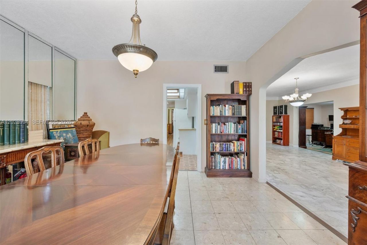 1727 SW 11th Ter, Miami, FL 33135 Photo