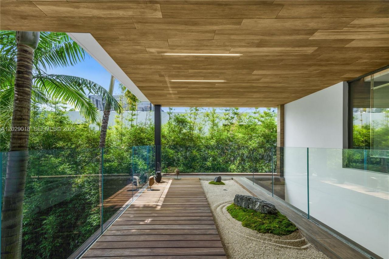 508 W Dilido Dr , Miami Beach, FL 33139 Photo