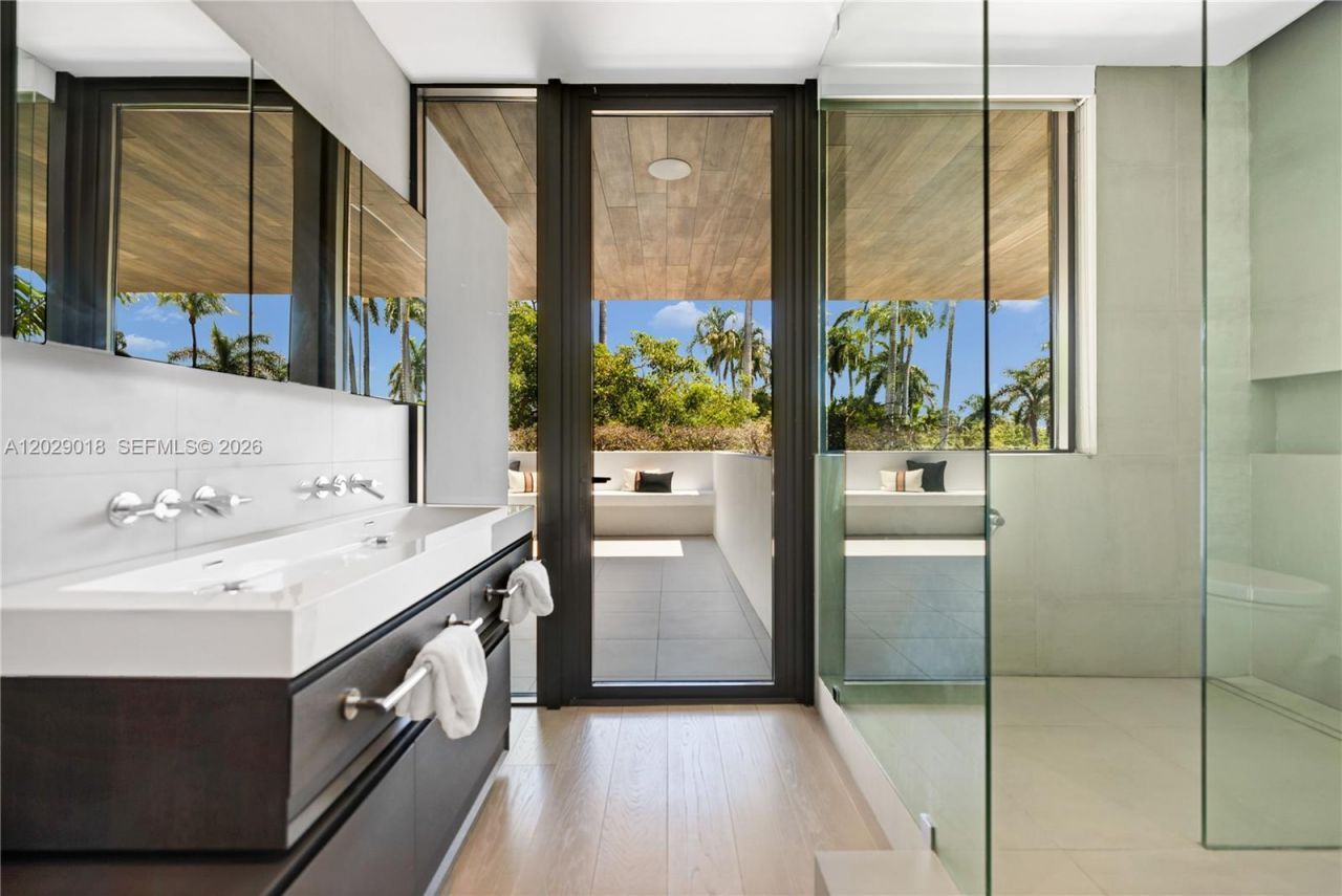 508 W Dilido Dr , Miami Beach, FL 33139 Photo