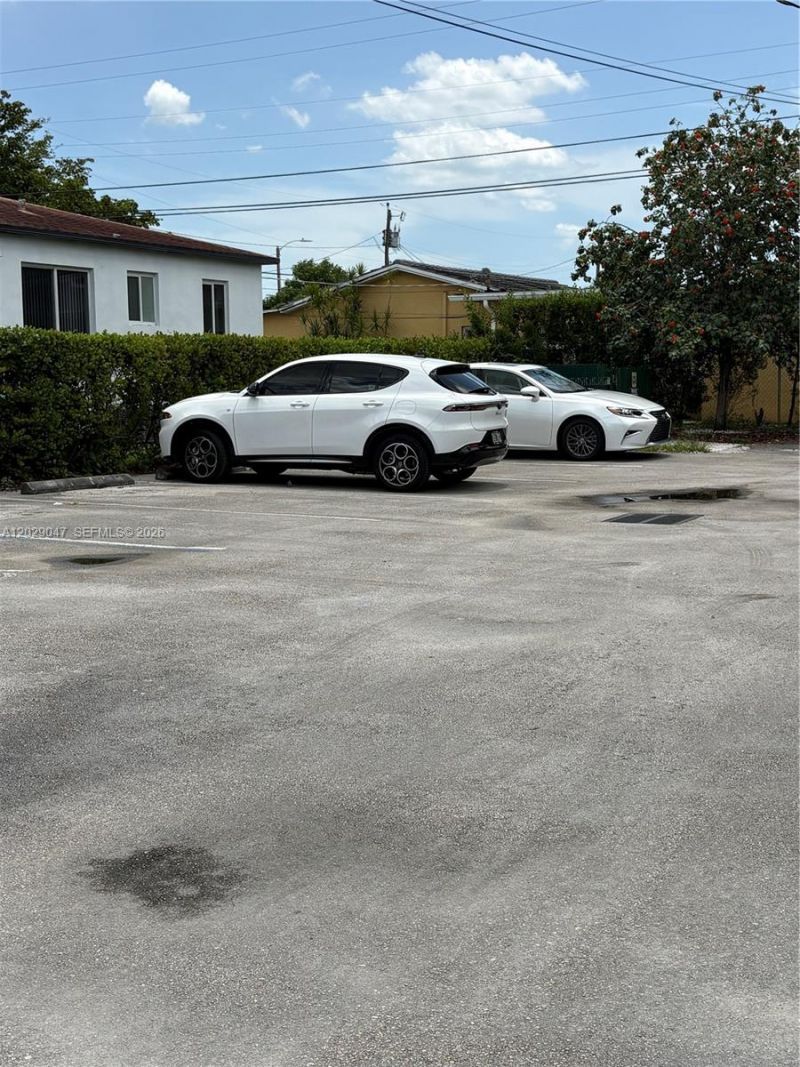 6620 W Flagler St , Miami, FL 33144 Photo