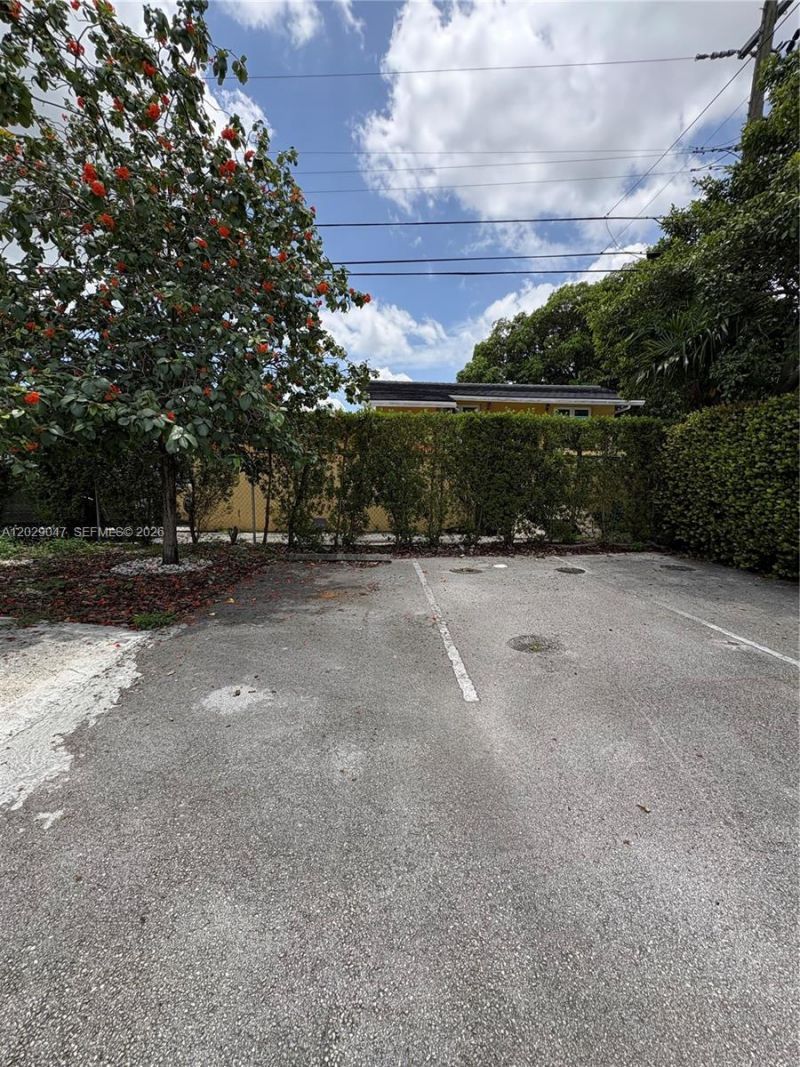 6620 W Flagler St , Miami, FL 33144 Photo