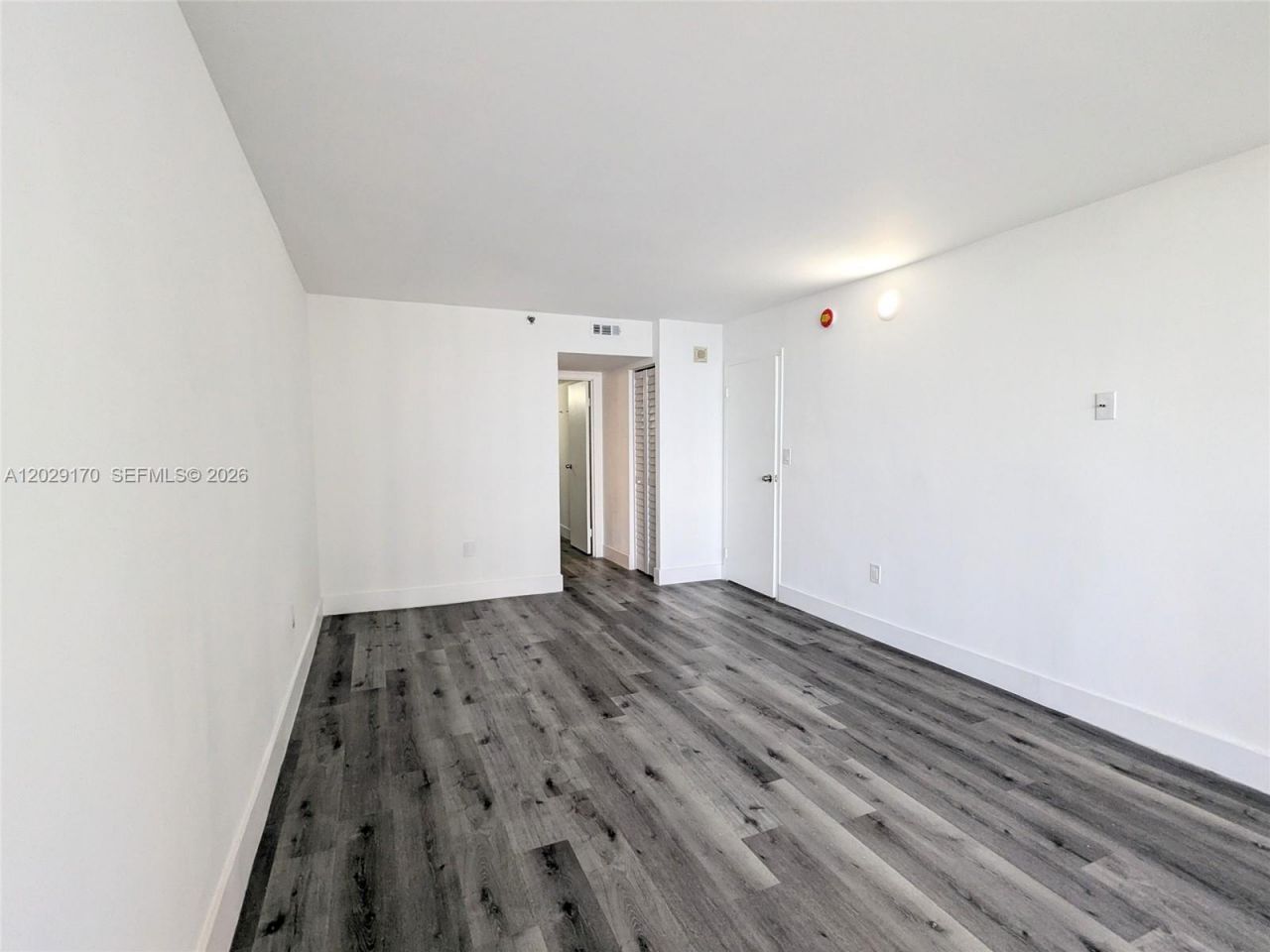 555 NE 15th St , Unit 12D, Miami, FL 33132 Photo