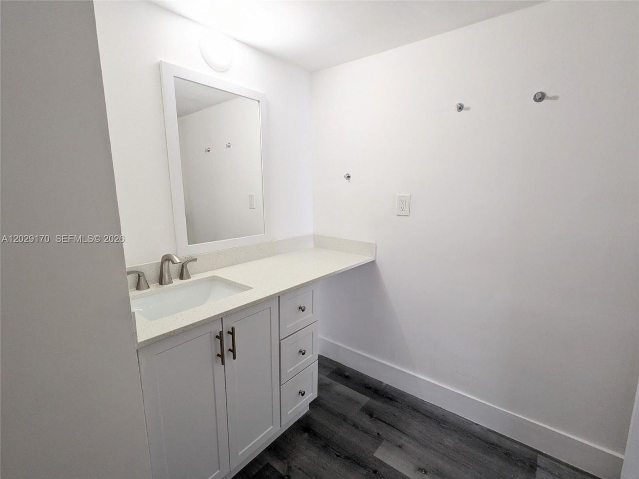 555 NE 15th St , Unit 12D, Miami, FL 33132 Photo