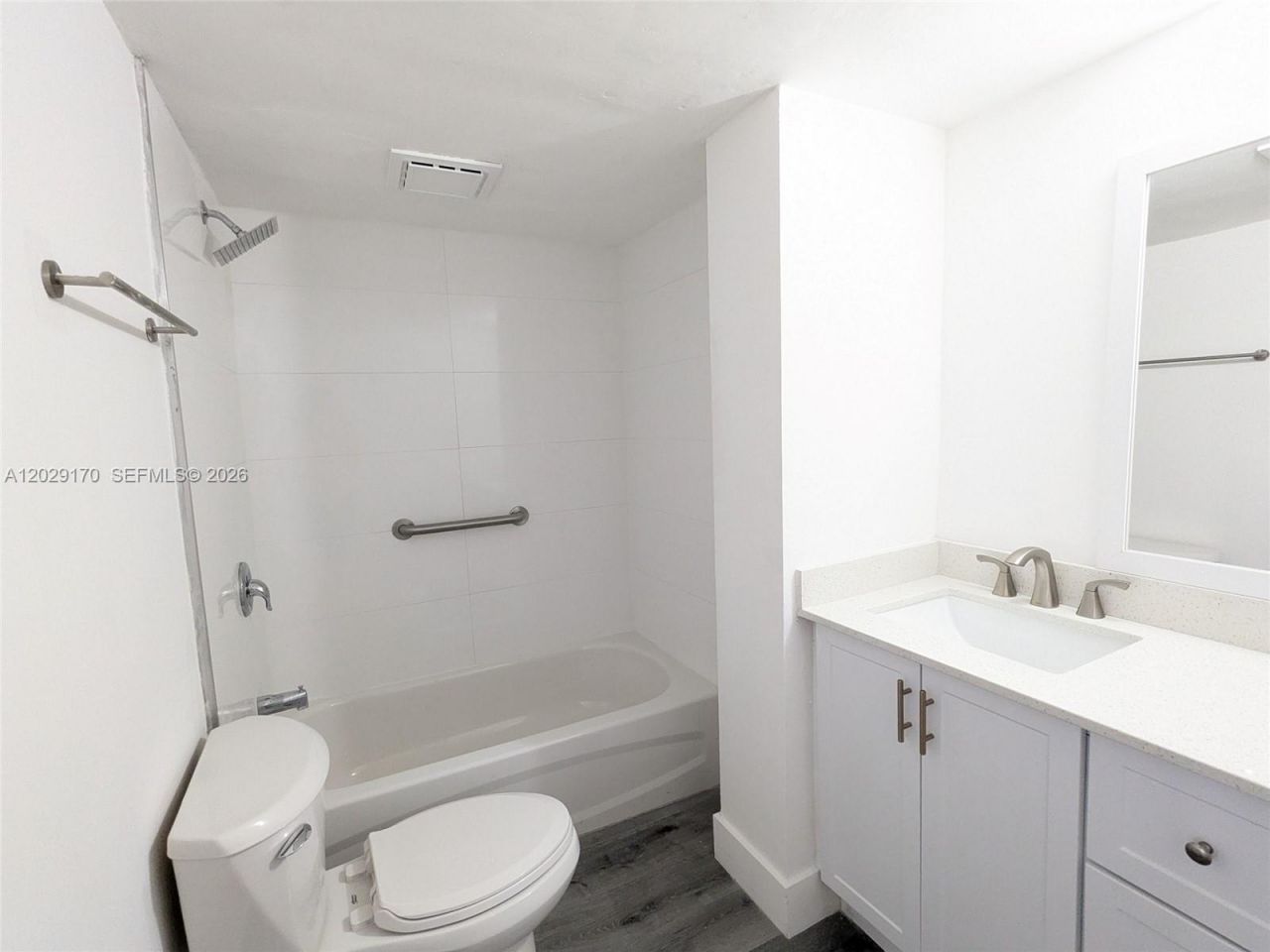 555 NE 15th St , Unit 12D, Miami, FL 33132 Photo