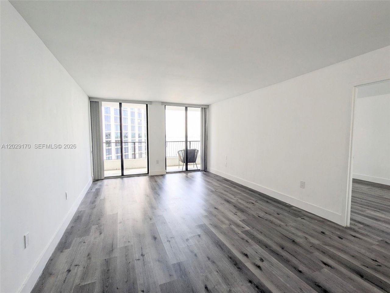 555 NE 15th St , Unit 12D, Miami, FL 33132 Photo