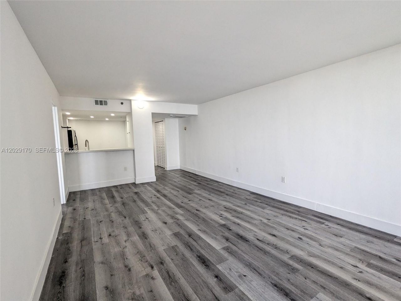 555 NE 15th St , Unit 12D, Miami, FL 33132 Photo