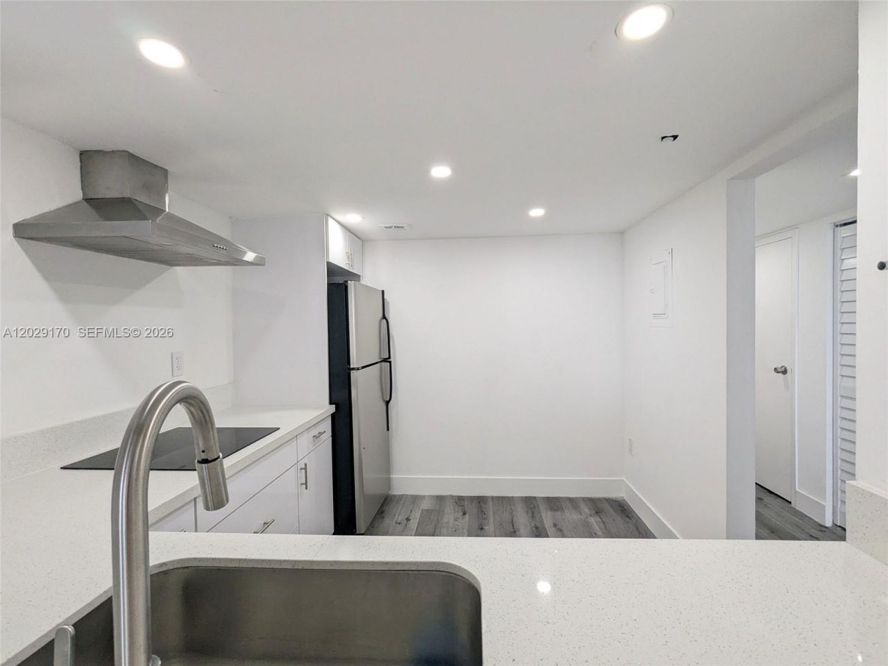 555 NE 15th St , Unit 12D, Miami, FL 33132 Photo