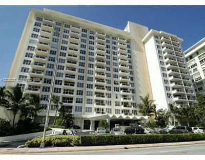 5700 Collins Ave , Unit 8K, Miami Beach, FL 33140 Photo