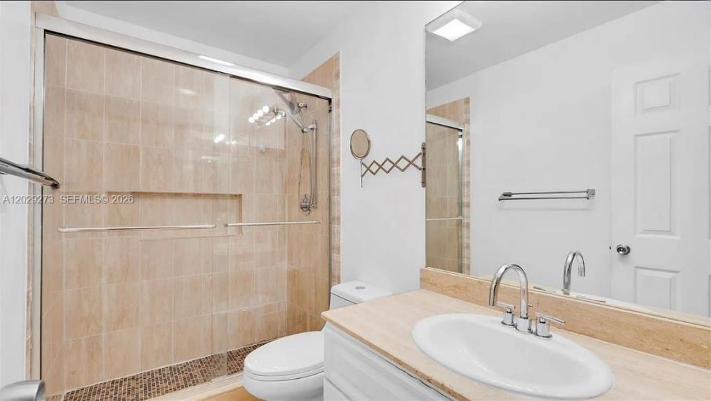 2000 S Bayshore Dr , Unit 58, Miami, FL 33133 Photo