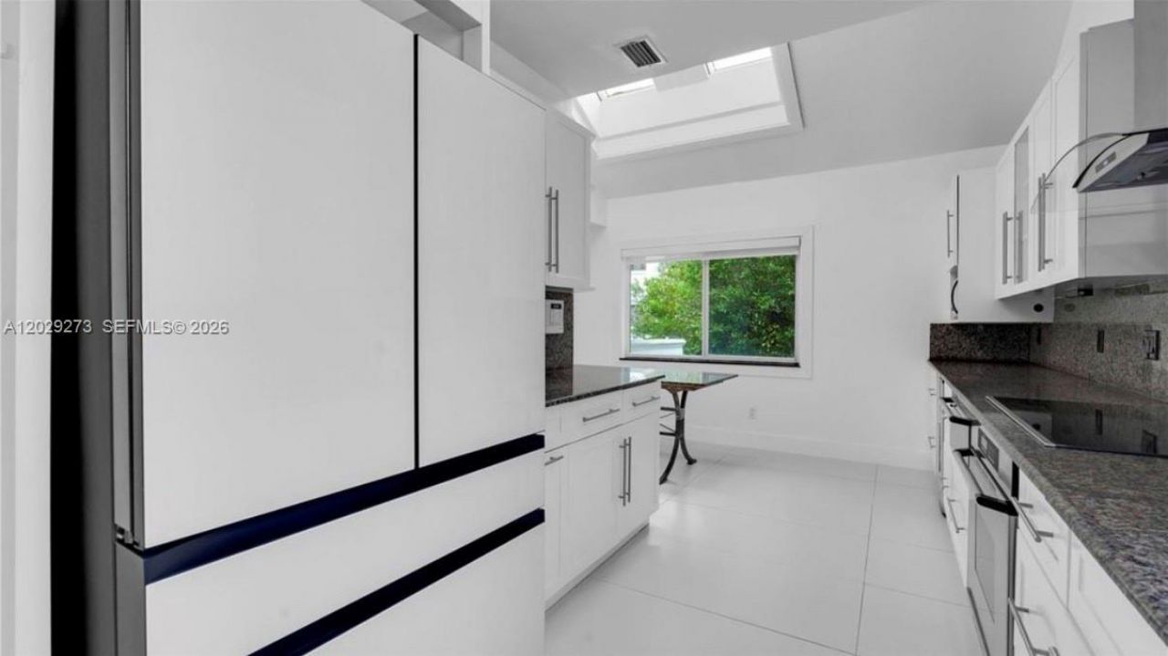 2000 S Bayshore Dr , Unit 58, Miami, FL 33133 Photo