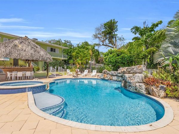 443 4TH Rd, Key Largo, FL 33037