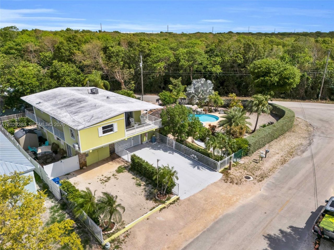 443 4th Rd , Key Largo, FL 33037 Photo