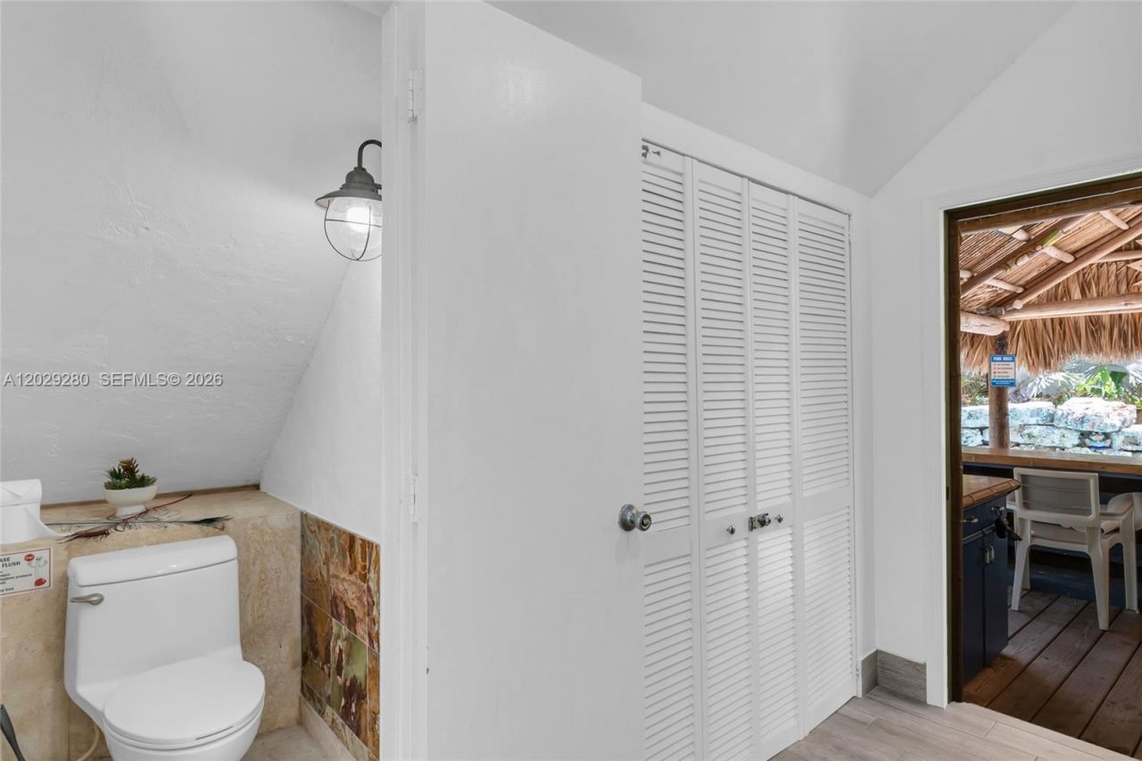 443 4th Rd , Key Largo, FL 33037 Photo