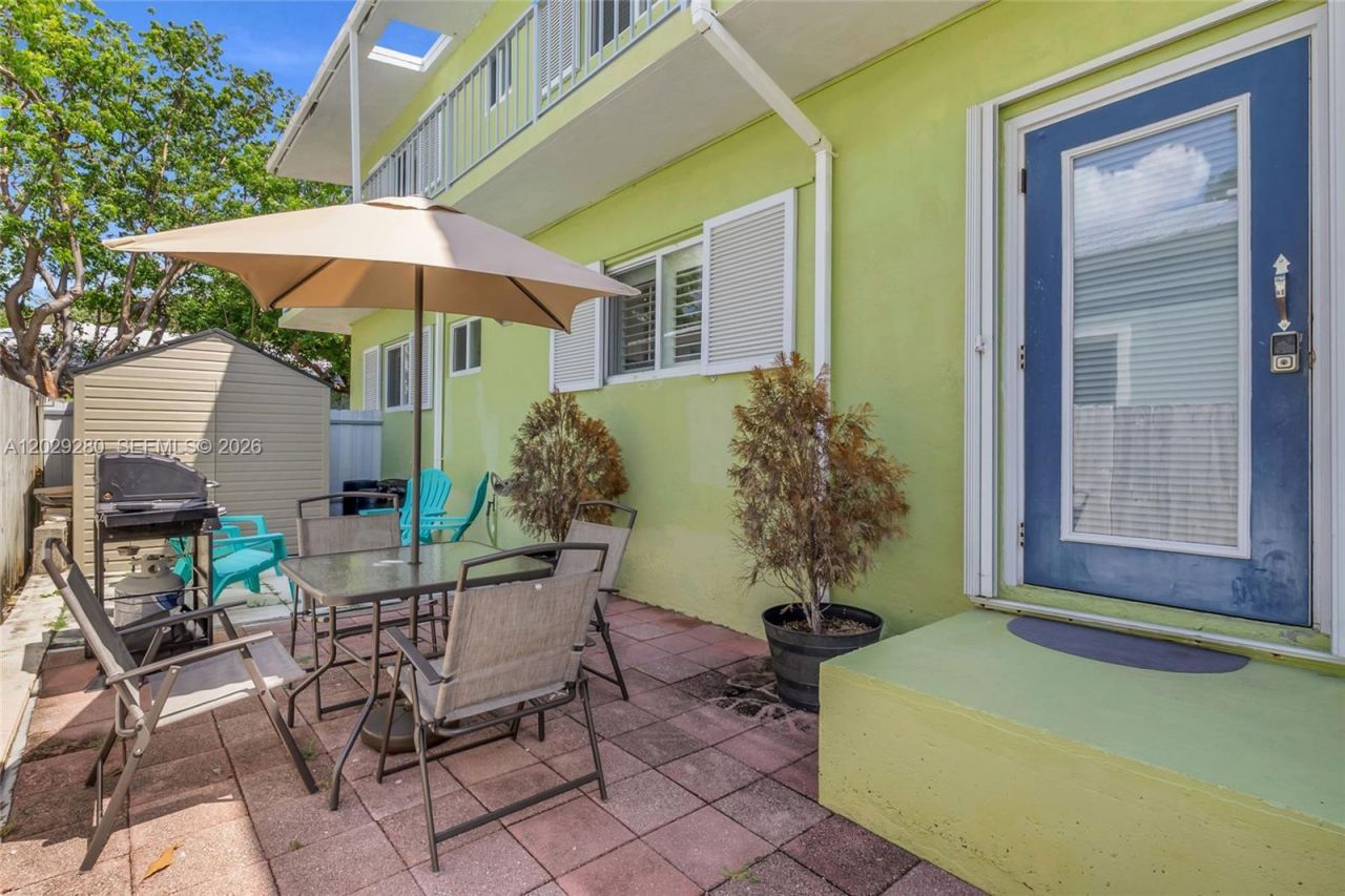 443 4th Rd , Key Largo, FL 33037 Photo