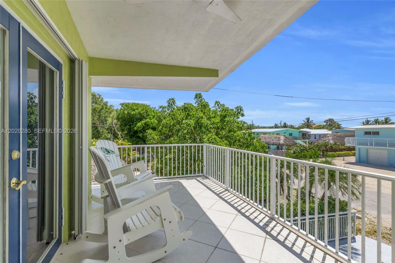 443 4th Rd , Key Largo, FL 33037 Photo