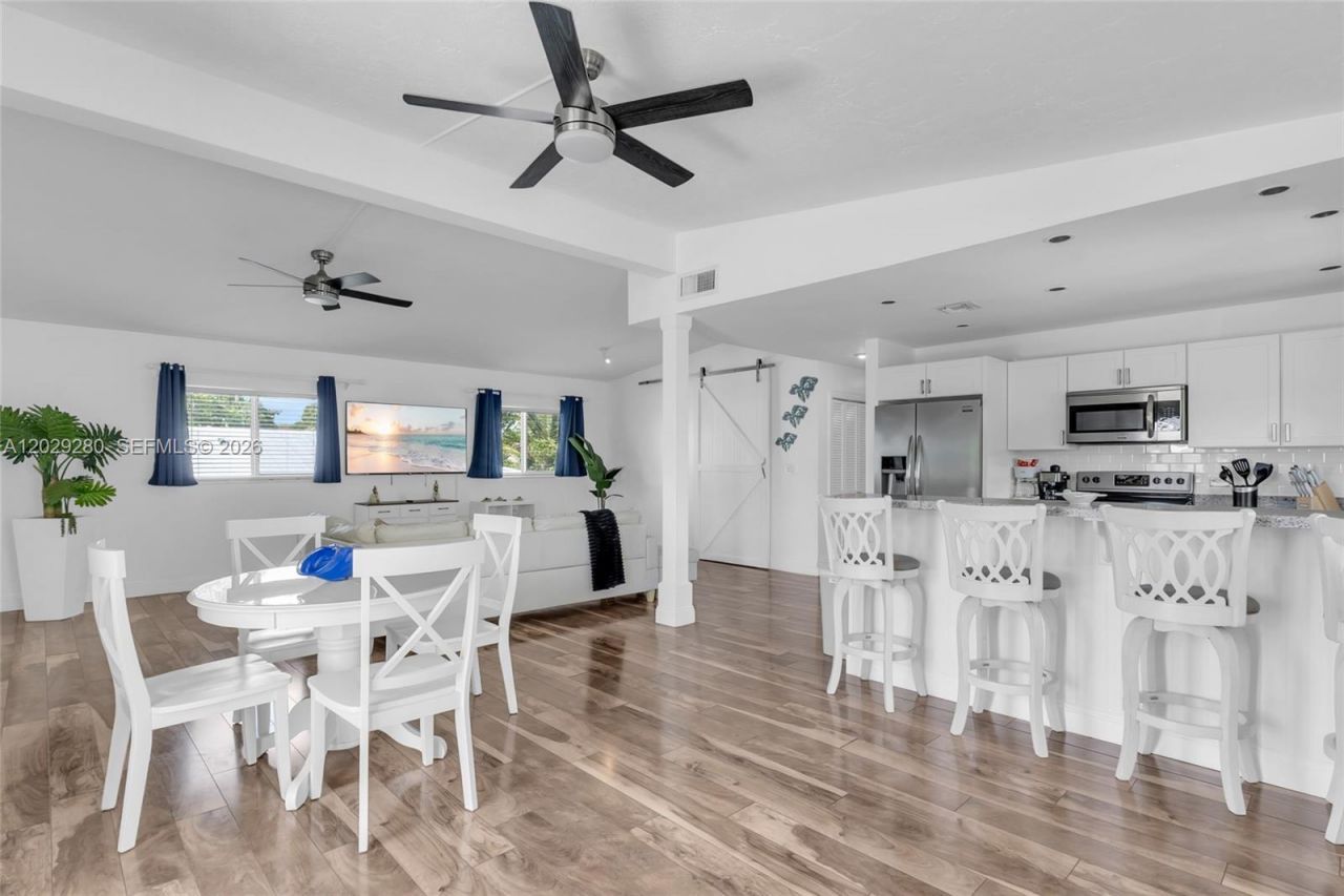 443 4th Rd , Key Largo, FL 33037 Photo