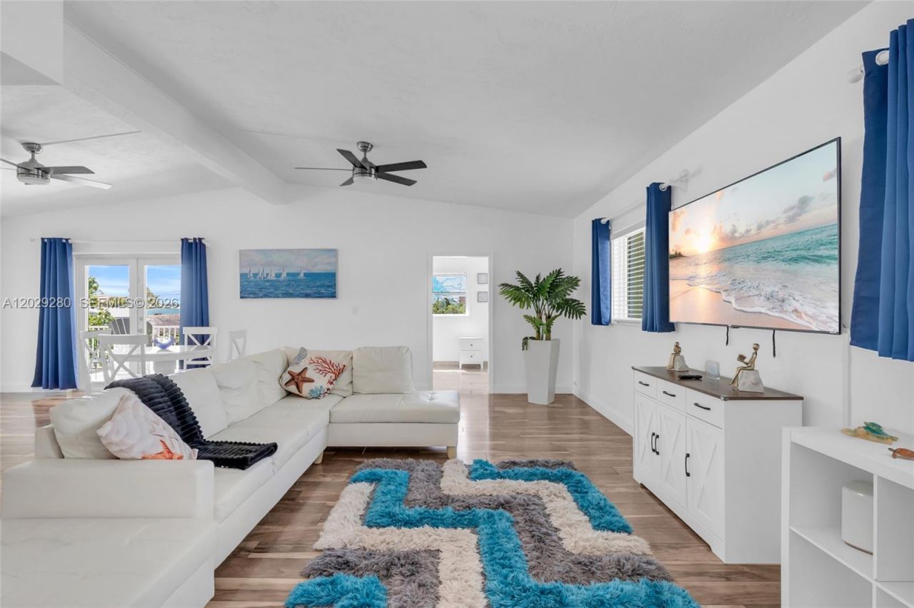 443 4th Rd , Key Largo, FL 33037 Photo
