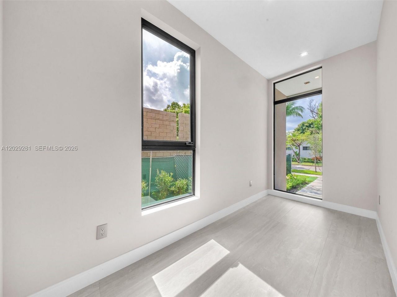 1637 Monroe St , Hollywood, FL 33020 Photo