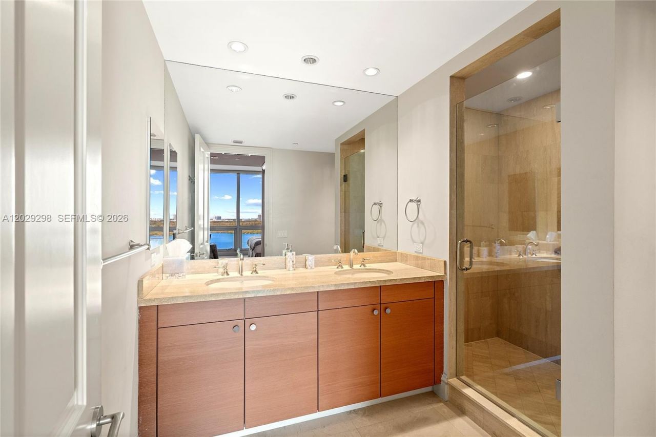 10295 Collins Ave, Unit 1606, Bal Harbour, FL 33154 Photo
