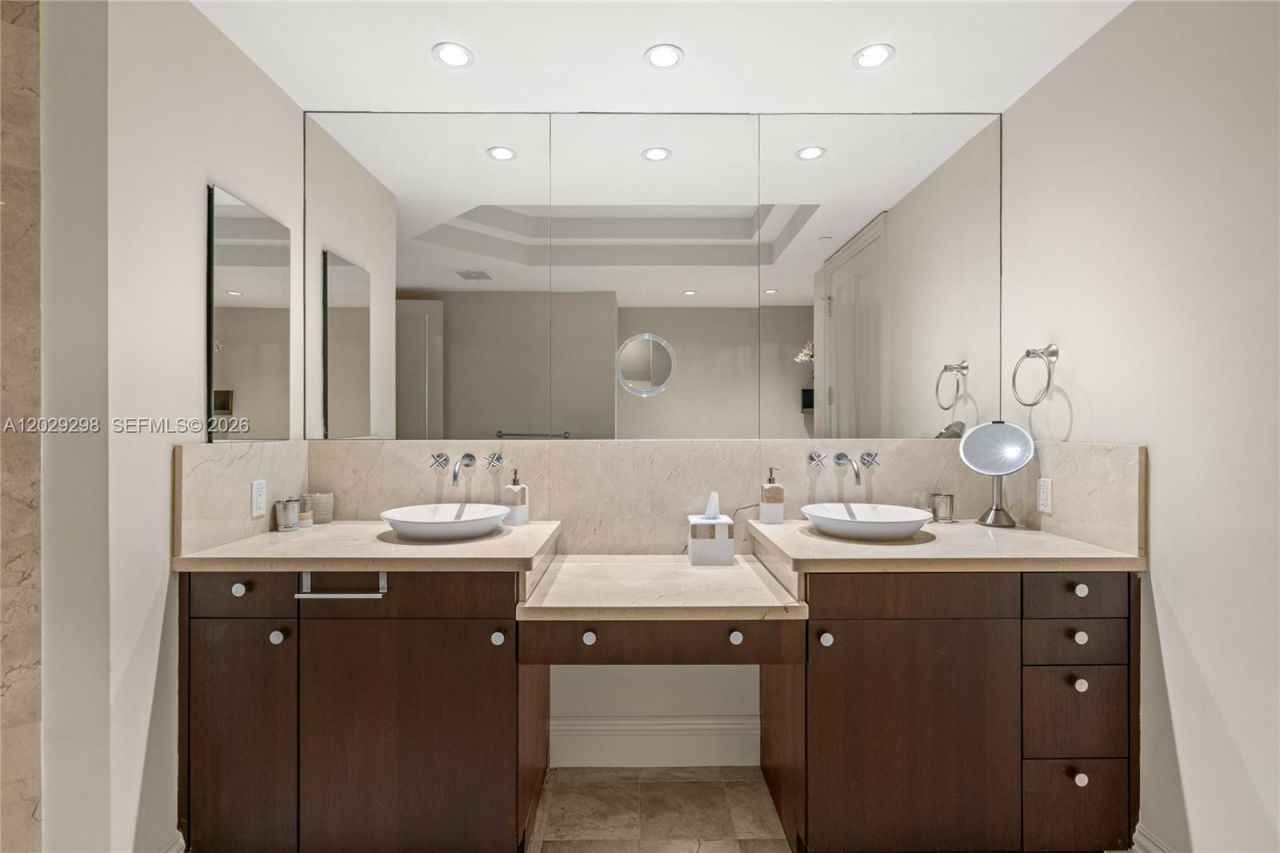 10295 Collins Ave, Unit 1606, Bal Harbour, FL 33154 Photo