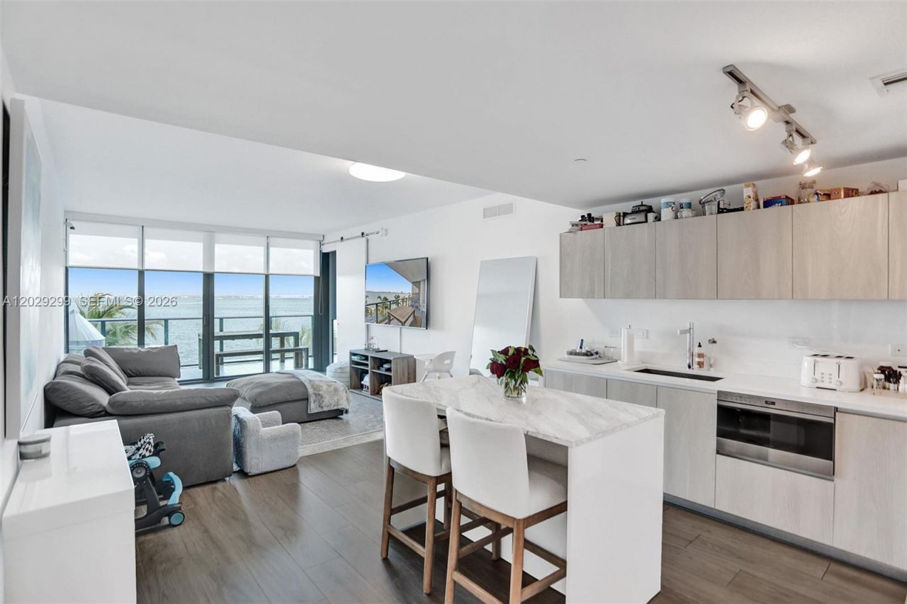 3131 NE 7th Ave , Unit 304, Miami, FL 33137 Photo
