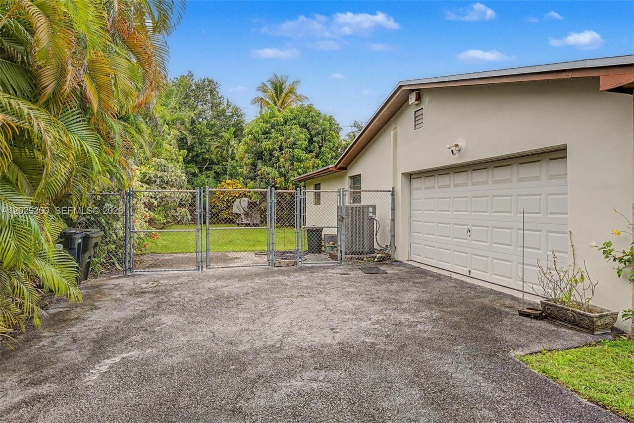 7931 SW 59th Ave , South Miami, FL 33143 Photo