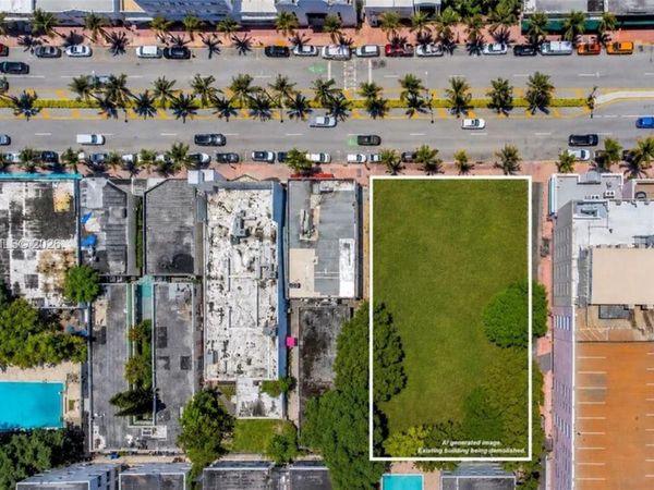 1543 Washington Ave , Miami Beach, FL 33139