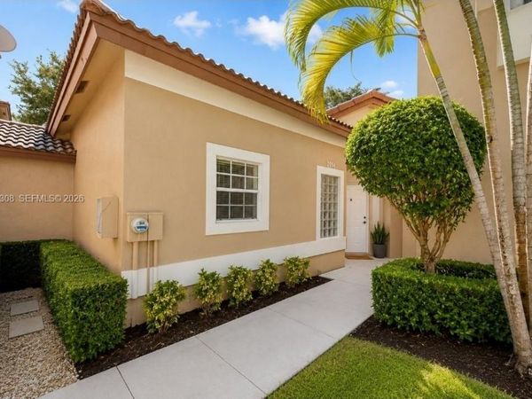 16143 Emerald Cove Rd , Weston, FL 33331
